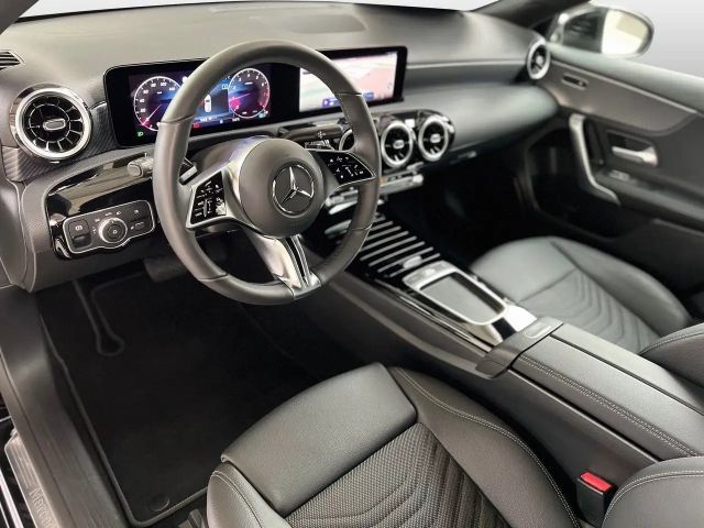 Mercedes-Benz A 200 Progressive