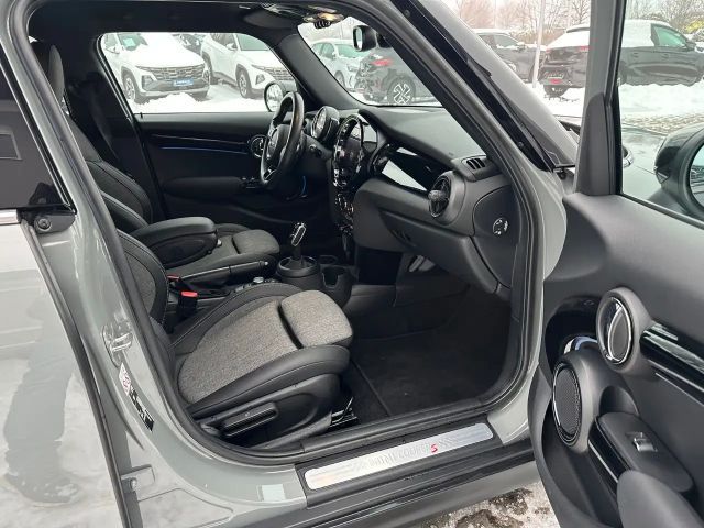 MINI Cooper S 5-deurs