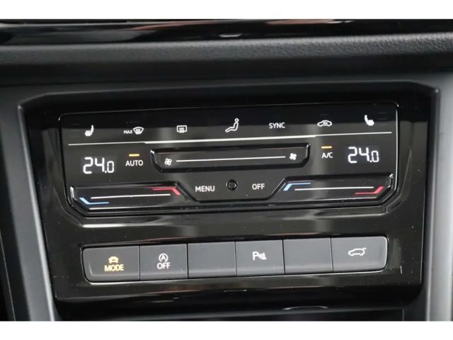 Volkswagen Touran 1.5 TSI DSG R-Line