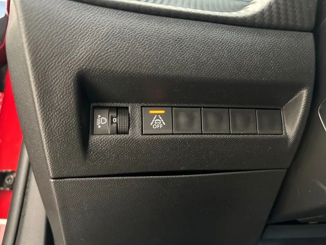 Peugeot E-2008 Active Pack