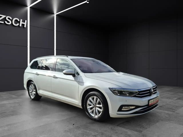 Volkswagen Passat Business DSG Variant