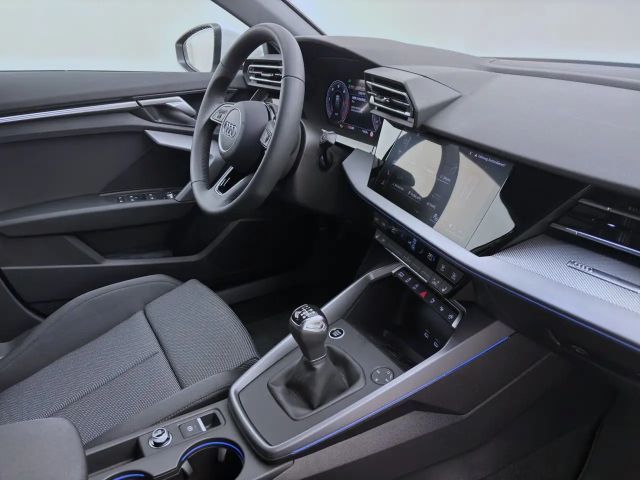 Audi A3 30 TDI Sedan