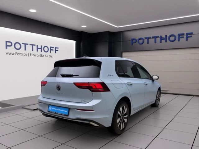 Volkswagen Golf 1.5 eTSI DSG
