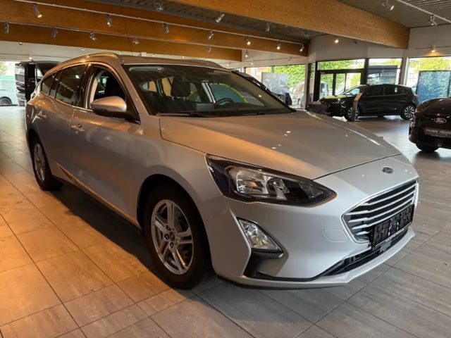 Ford Focus Cool & Connect