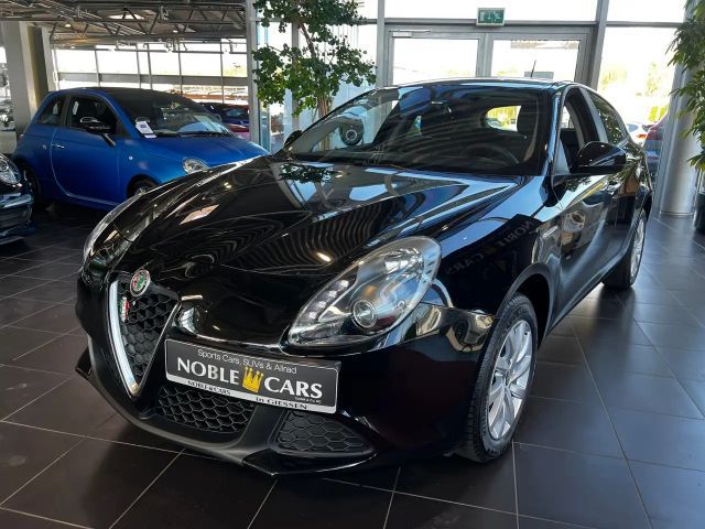 Alfa Romeo Giulietta Basis KLIMA NAVI