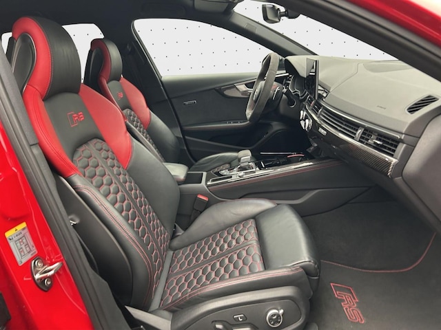 Audi RS4 Avant Quattro