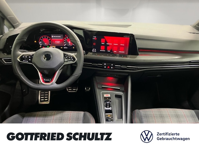 Volkswagen Golf 2.0 TSI DSG Golf VIII