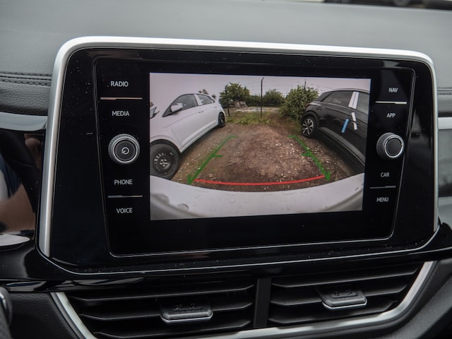 Volkswagen T-Roc T-Roc 2.0 l TDI LED LM17 CARPLAY PRIVACY  ACC