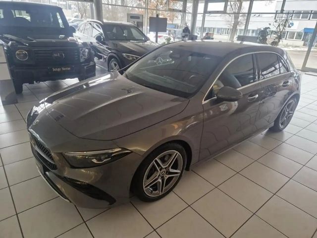 Mercedes-Benz A 250 4MATIC AMG Line Premium