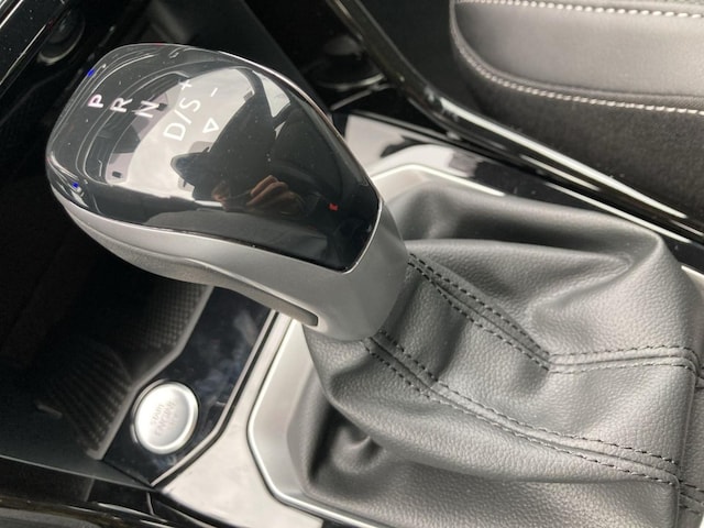 Volkswagen T-Roc 1.5 TSI DSG R-Line