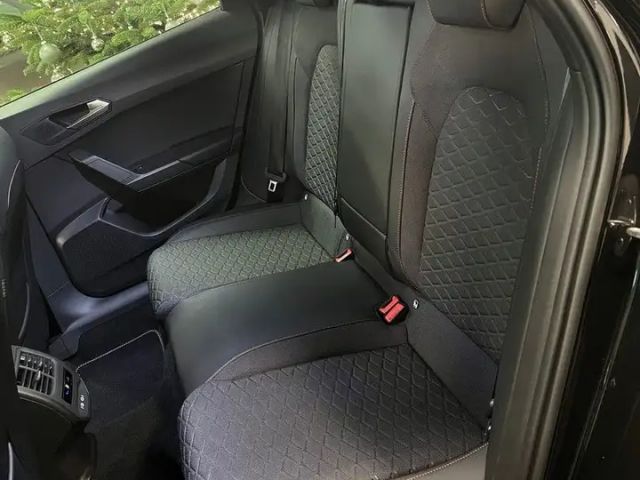 Seat Leon 1.5 eTSI DSG FR-lijn Sportstourer