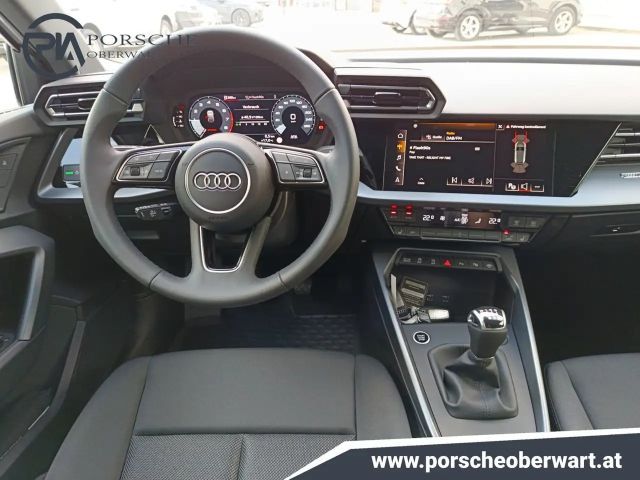 Audi A3 30 TFSI Sedan