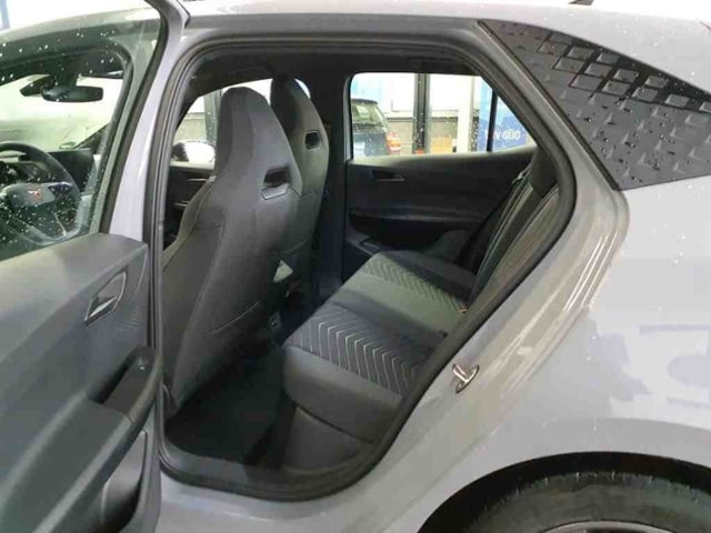 Cupra Born 62 kWh +LED +ACC +RKAM +NAVI +SHZ +18" +APP +