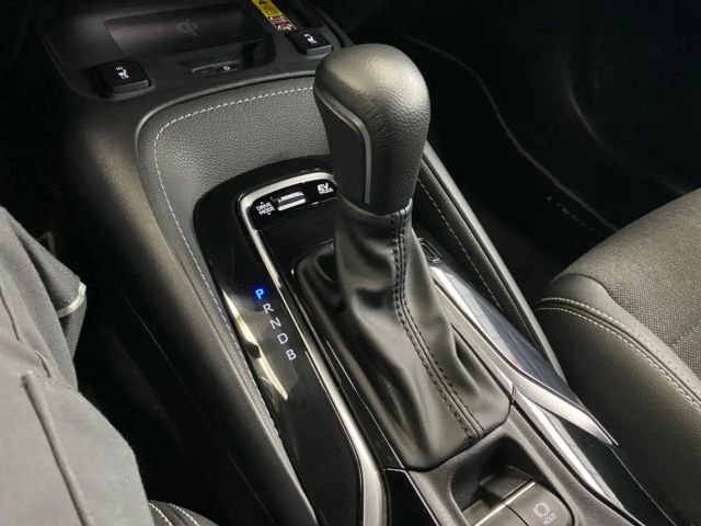 Toyota Corolla Hybride Team D