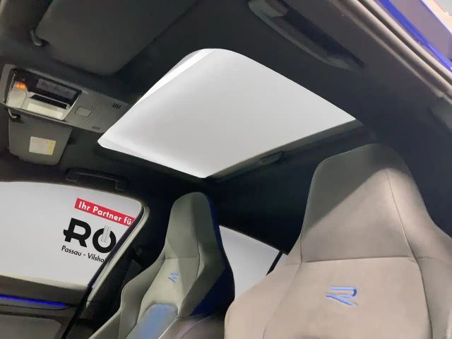 Volkswagen Golf 2.0 TSI DSG Golf VIII