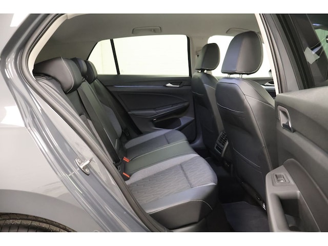 Volkswagen Golf 1.5 eTSI DSG Golf VIII