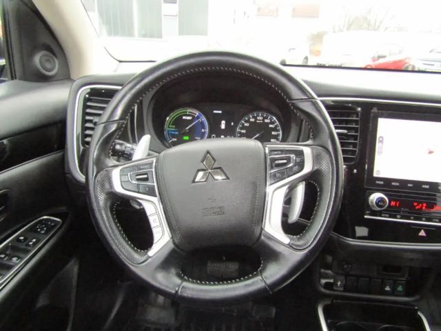 Mitsubishi Outlander 4WD