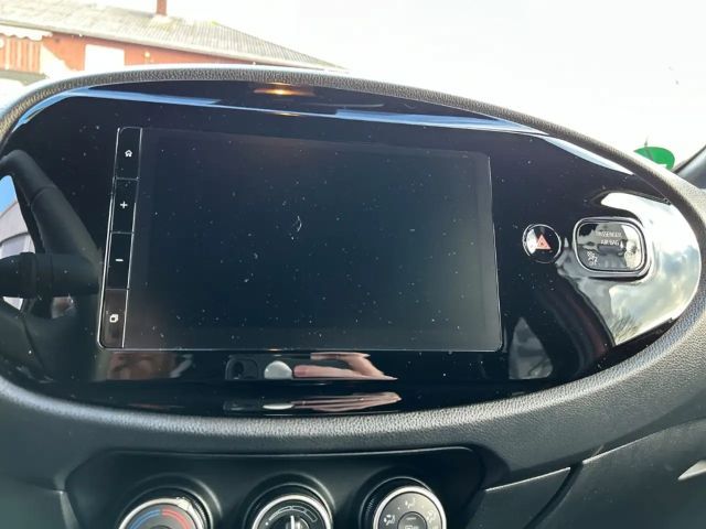 Toyota Aygo X Team D