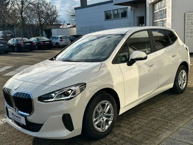 BMW 220 220i Active Tourer Sedan