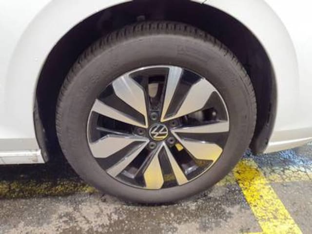 Volkswagen Golf 1.5 TSI