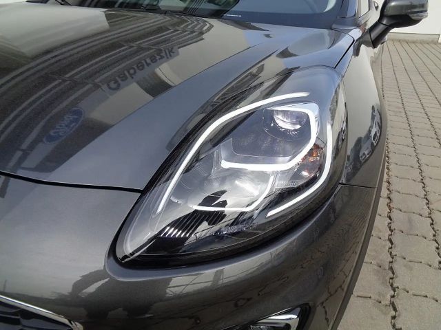 Ford Puma EcoBoost Titanium