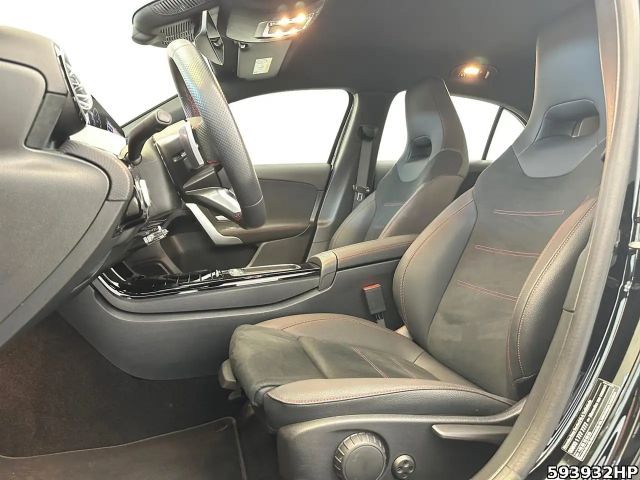 Mercedes-Benz A 200 AMG Line