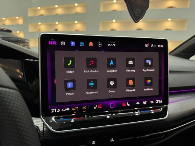 Volkswagen Golf 1.5 TSI R-Line