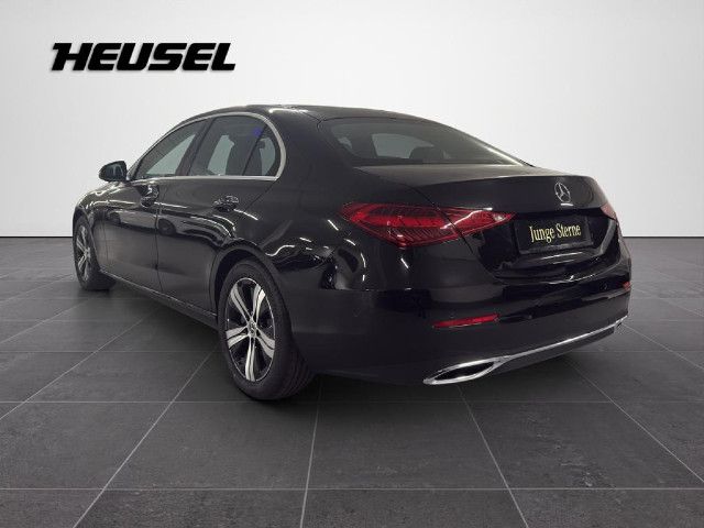 Mercedes-Benz C 180 Sedan