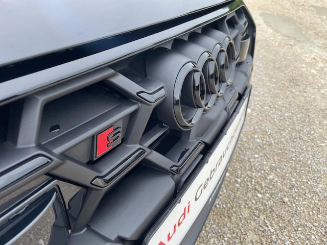 Audi S6 Avant Quattro