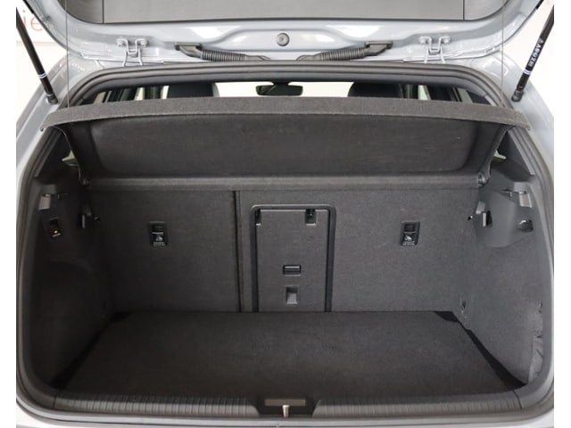 Volkswagen Golf 1.5 eTSI DSG Golf VIII