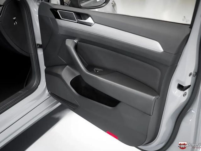 Volkswagen Passat Business DSG Variant