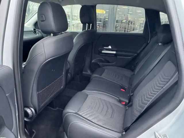 Mercedes-Benz B 250 B 250 e