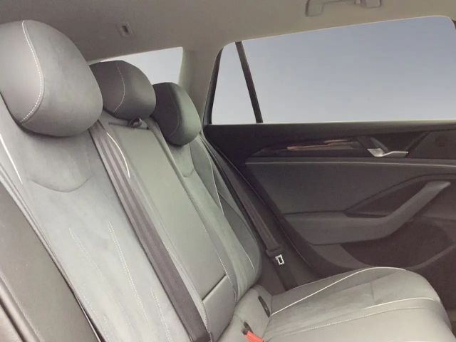 Volkswagen Passat 2.0 TDI Business DSG Variant