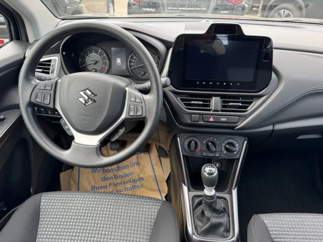 Suzuki S-Cross Hybrid