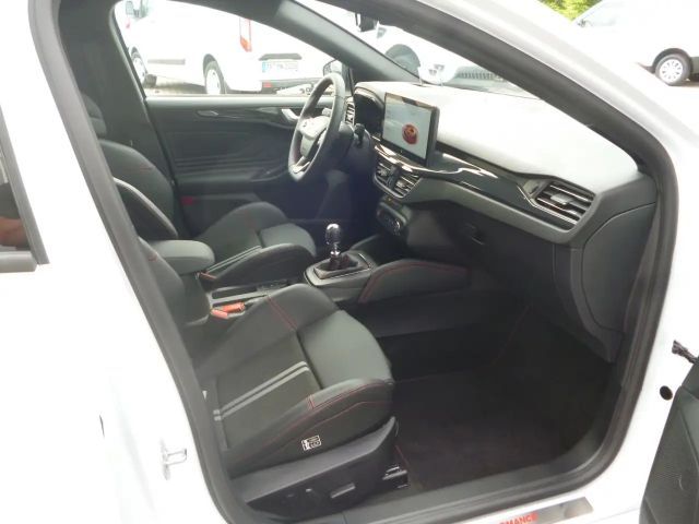 Ford Focus Limited ST Line