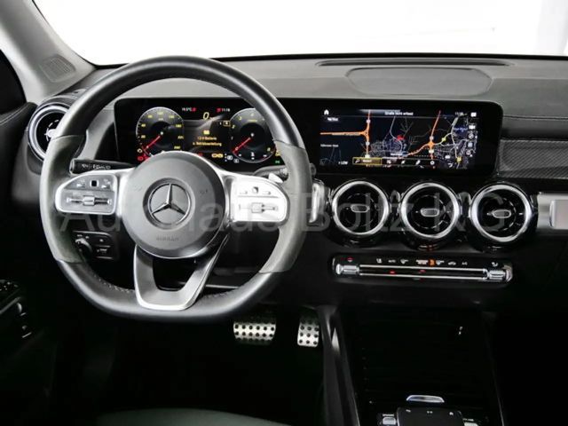 Mercedes-Benz GLB 250 AMG Line