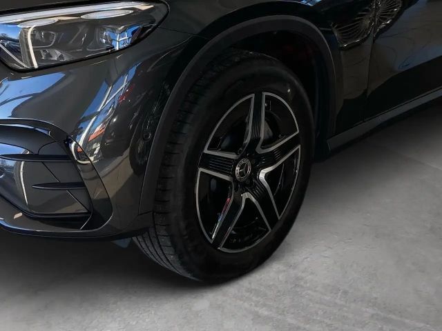 Mercedes-Benz GLC 300 4MATIC AMG Line