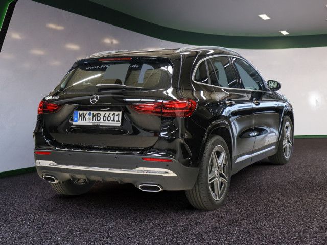 Mercedes-Benz GLA 180 AMG Line