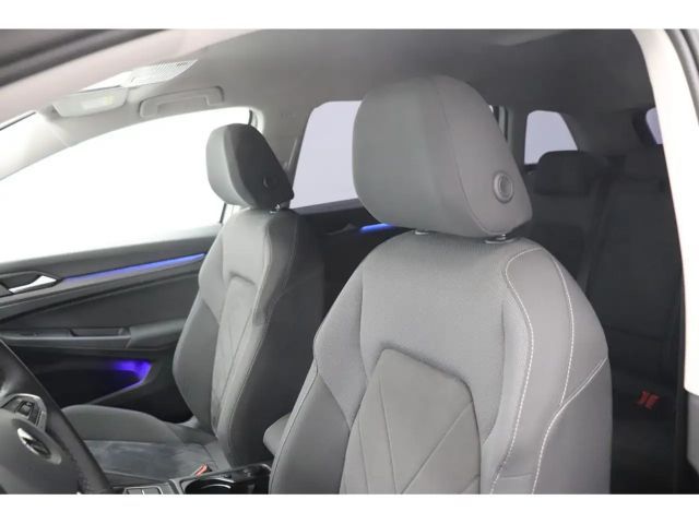 Volkswagen Golf 1.5 TSI Golf VIII Style Variant