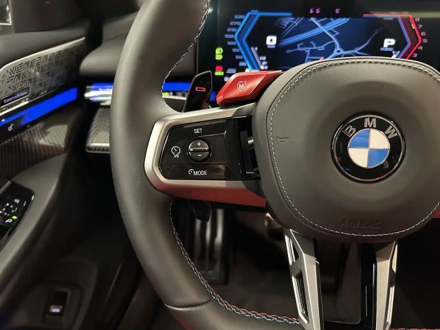 BMW M5 Touring Carbon-Keramik M Driver´s P. B&W LED AHK K