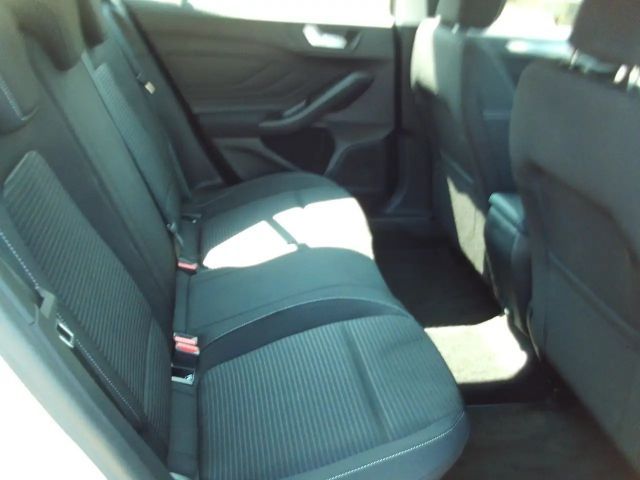 Ford Focus EcoBoost Titanium Wagon