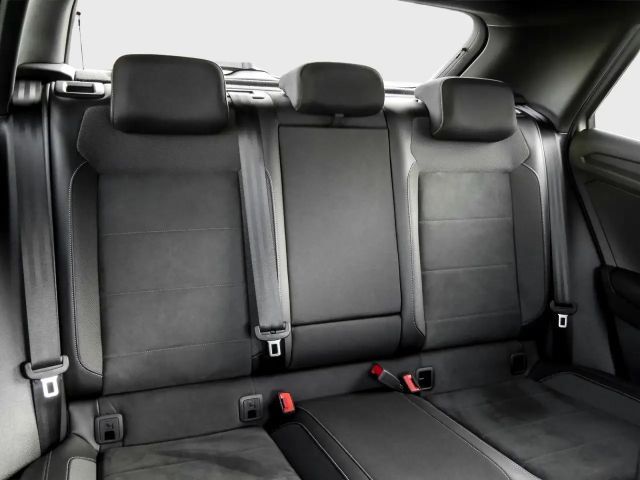 Volkswagen T-Roc 1.5 TSI DSG R-Line