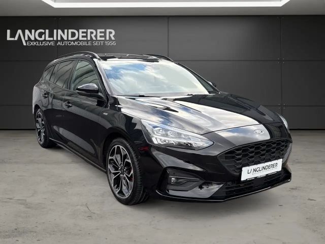 Ford Focus EcoBoost ST Line Wagon