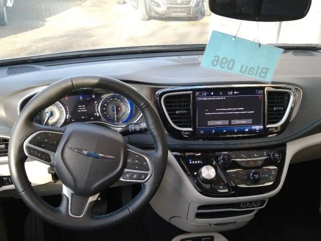 Chrysler Pacifica Touring