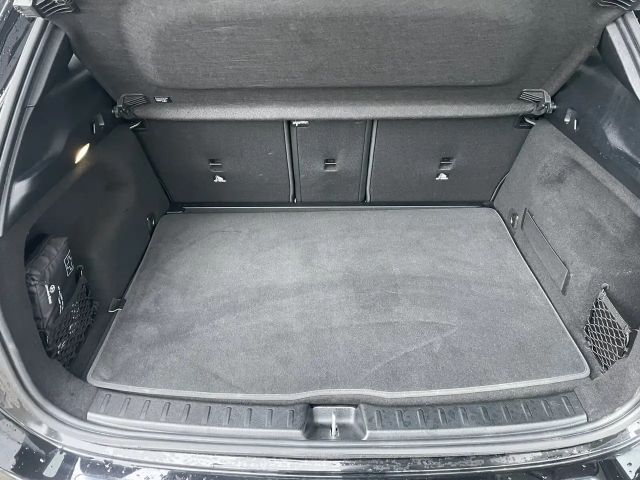 Mercedes-Benz GLA 220 4MATIC AMG Line