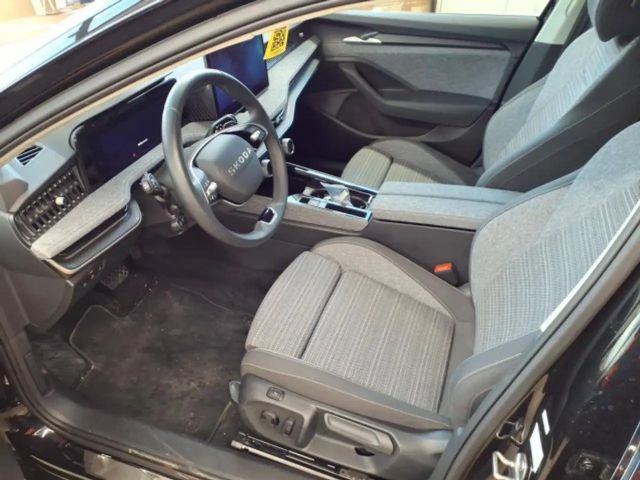 Skoda Superb 2.0 TSI Combi Selection