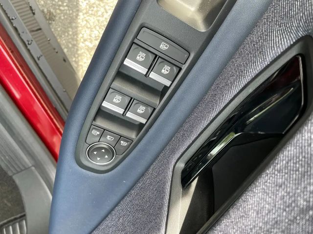 Renault 4 Comfort E-Tech Techno