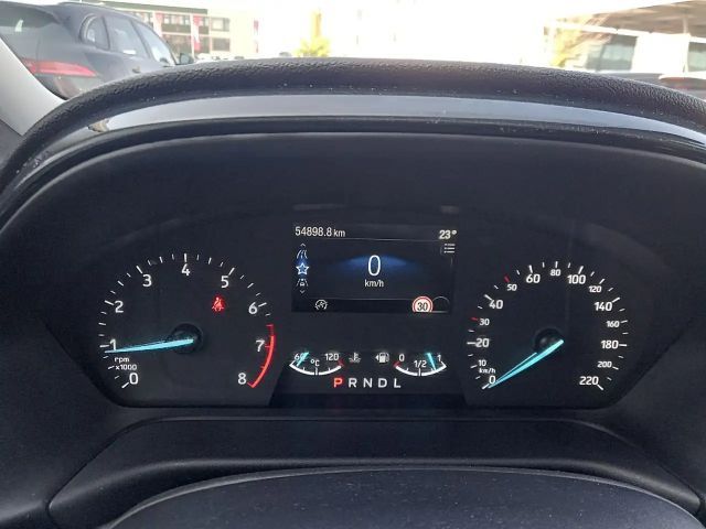 Ford Puma EcoBoost Titanium