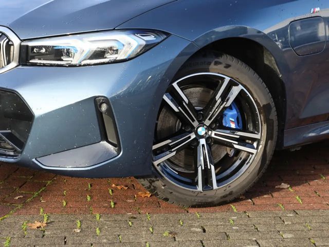 BMW 330 330e M-Sport Touring