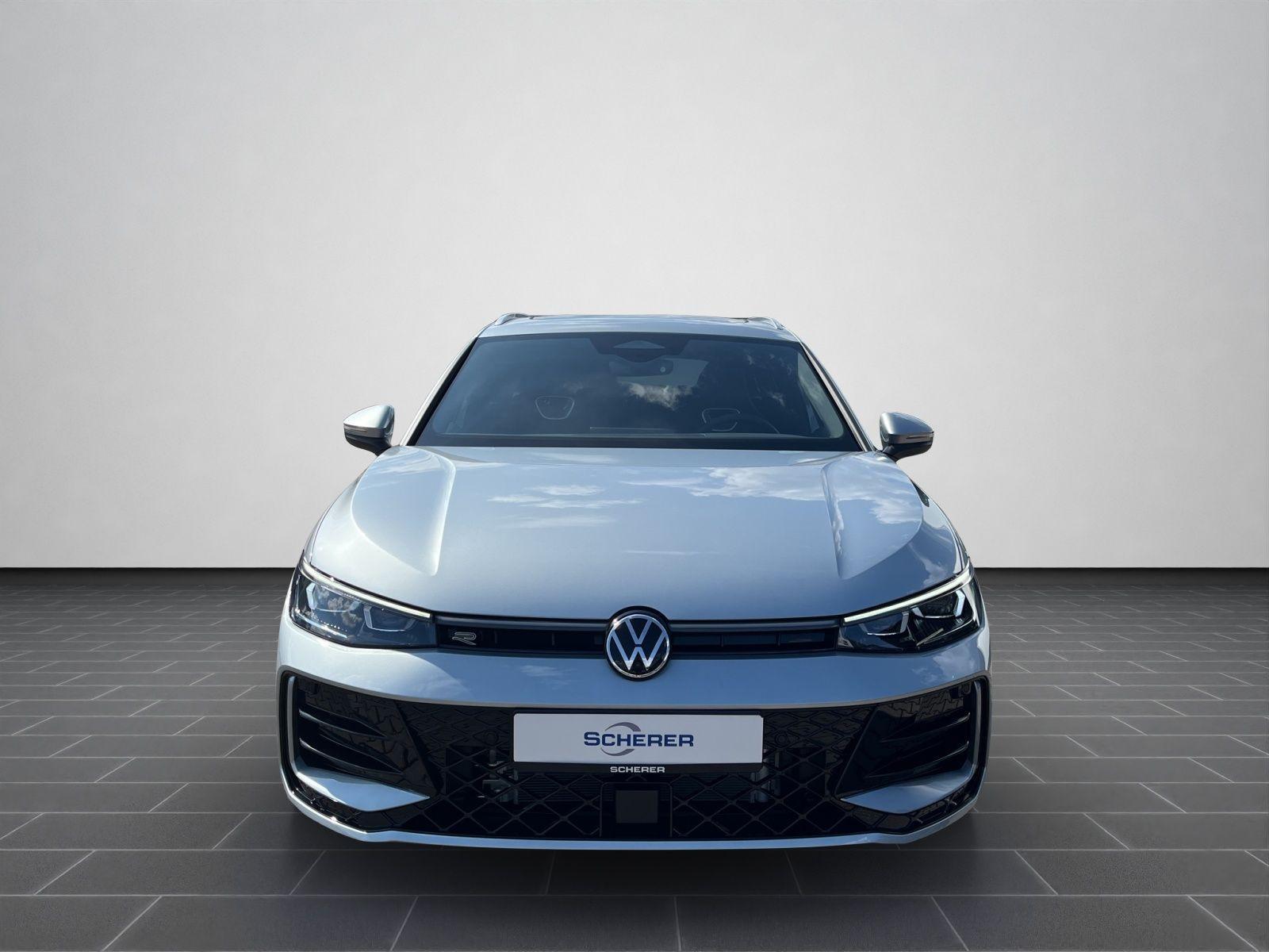 Volkswagen Passat IQ.Drive R-Line